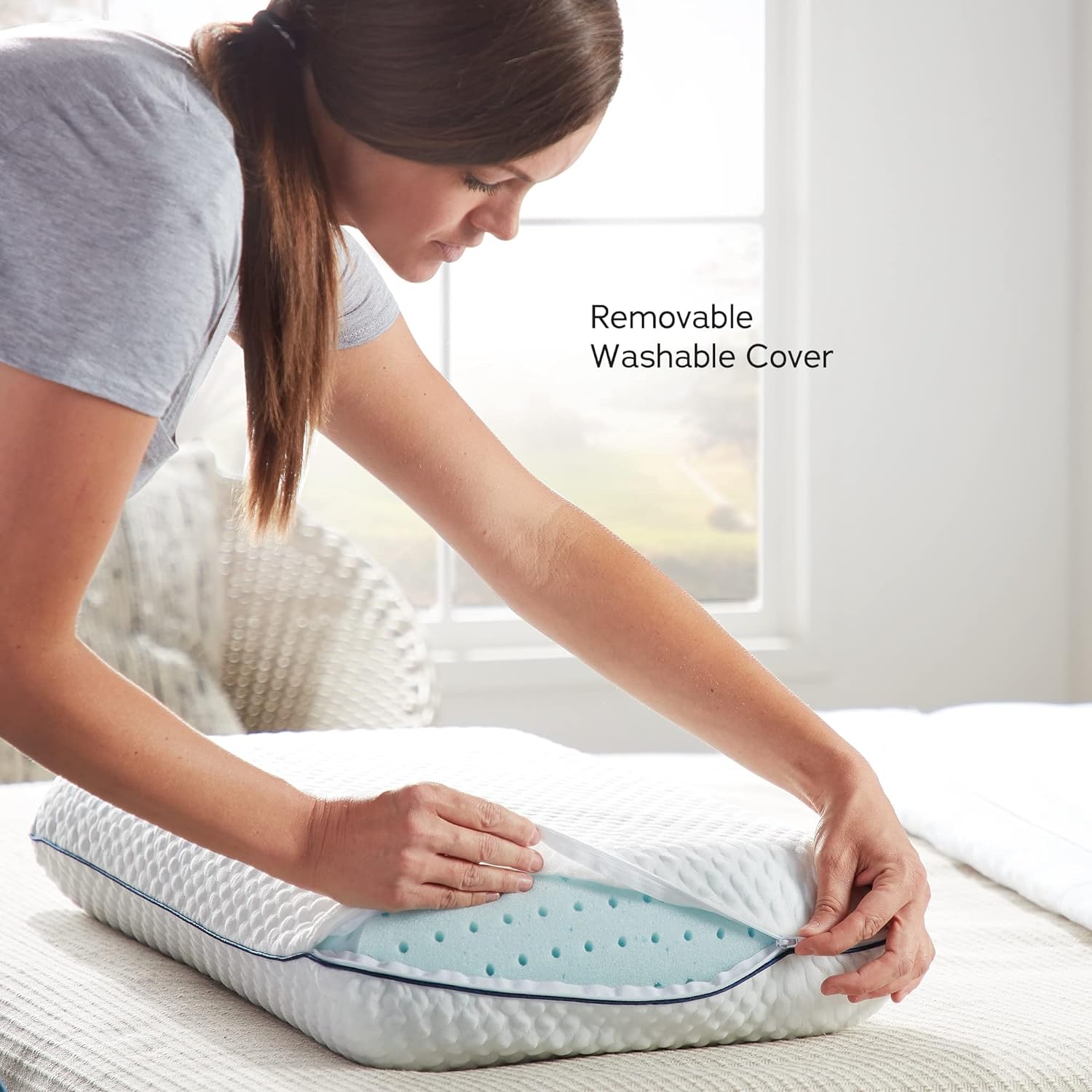 WEEKENDER Ventilated Gel Memory Foam Pillow - Washable Cover - King Size-White