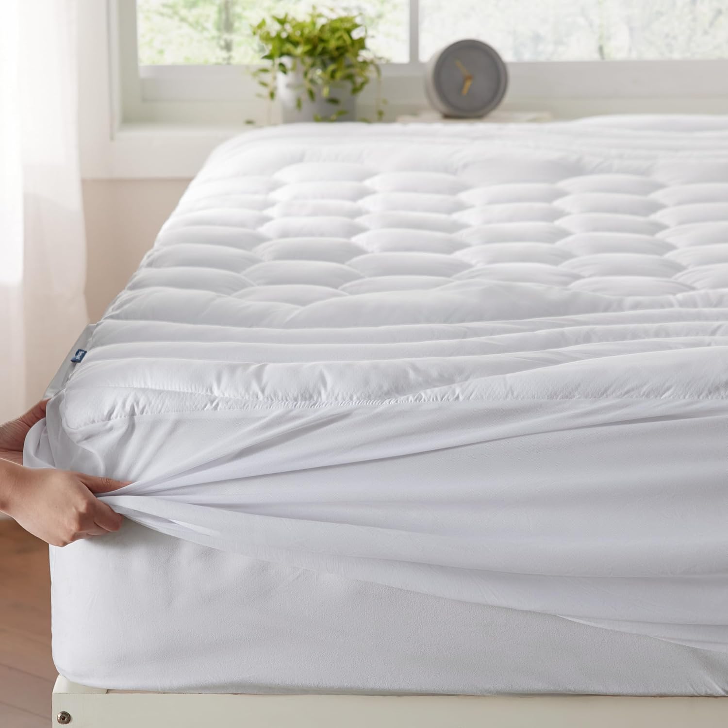 Bedsure Twin XL Mattress Pad - Soft Mattress Topper for College Dorm Essentials, Extra Long Twin Quilted Fitted Mattress Protector Cover with Deep Pocket Fits 8"-21", White, 2 Pack, 39x80 Inches