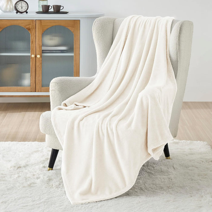 Bedsure Twin Fleece Blanket Cream Luxury Flannel Fleece Lightweight Cozy Plush Microfiber Solid Blanket (60x80)