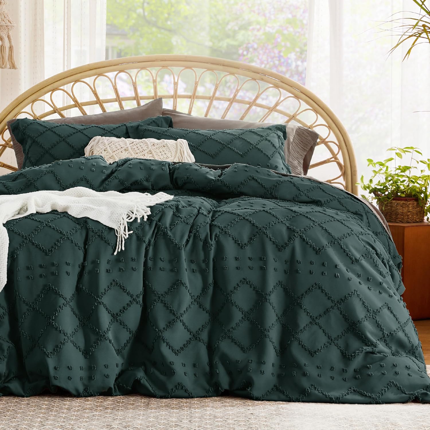 Bedsure Duvet Cover King Size - King Duvet Cover, King Boho Bedding for All Seasons, 3 Pieces Embroidery Shabby Chic Home Bedding Duvet Cover (Forest Green, King, 104x90'')